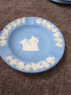 Wedgewood Light Blue Jasperware Ashtray with White Classical Relief